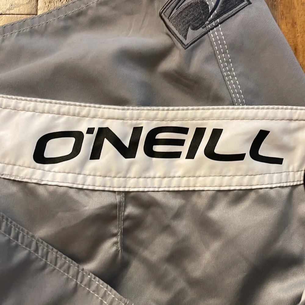 O’Neill gray men’s swim board shorts trunks size waist 33 W. NWT - Picture 5 of 9